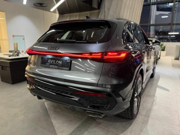 Новый Audi Q5 III 2025 года, цена 9 553 400 рублей, внедорожник, Автокод Объявления