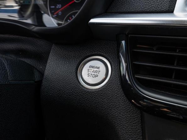 Kia Optima IV Рестайлинг с пробегом 2019 года, цена 2 120 000 рублей, 155524 км, седан, Автокод Объявления