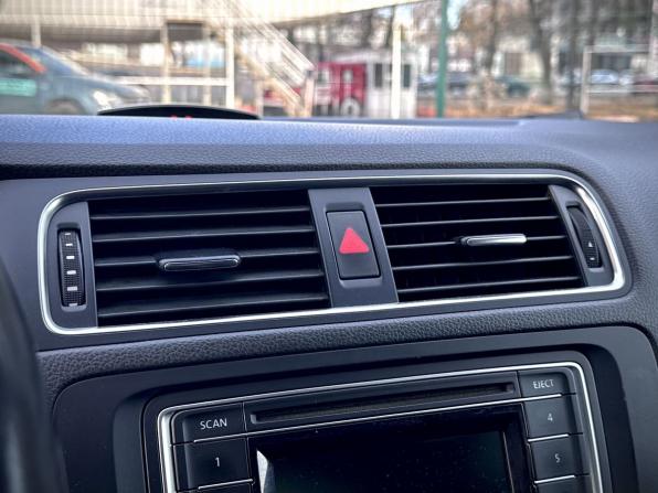 Volkswagen Jetta VI с пробегом 2013 года, цена 1 030 000 рублей, 154411 км, седан, Автокод Объявления