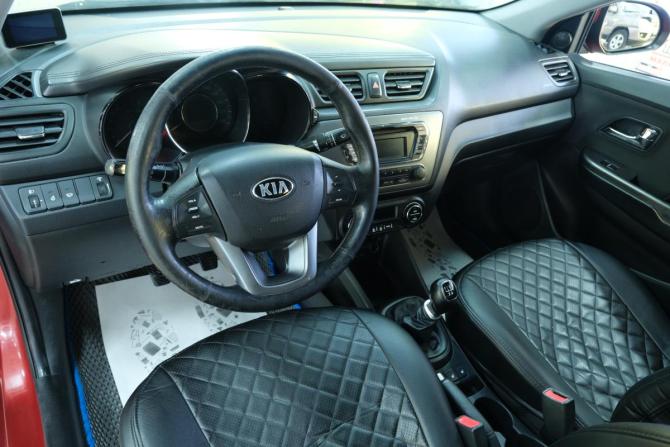 Kia Rio III с пробегом 2013 года, цена 619 000 рублей, 261000 км, хэтчбек, Автокод Объявления