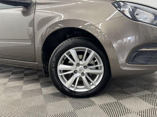 Lada (ВАЗ) Granta I Рестайлинг с пробегом 2024 года, цена 919 000 рублей, 35871 км, лифтбек, Автокод Объявления