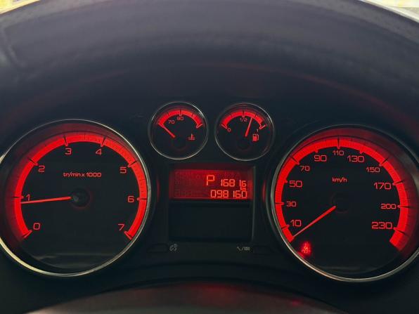 Peugeot 308 I Рестайлинг с пробегом 2012 года, цена 697 000 рублей, 98160 км, хэтчбек, Автокод Объявления