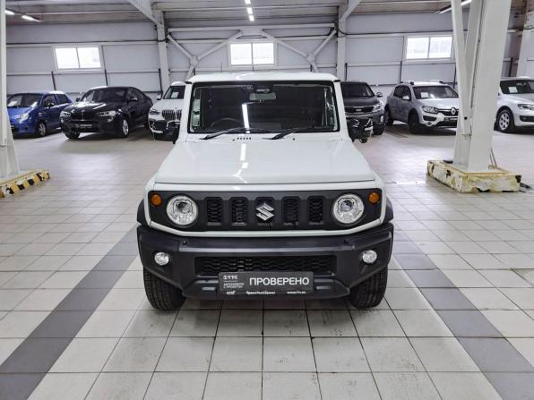 Suzuki Jimny IV с пробегом 2022 года, цена 2 550 000 рублей, 21862 км, внедорожник, Автокод Объявления
