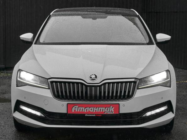 Skoda Superb III Рестайлинг с пробегом 2021 года, цена 2 570 000 рублей, 96113 км, лифтбек, Автокод Объявления