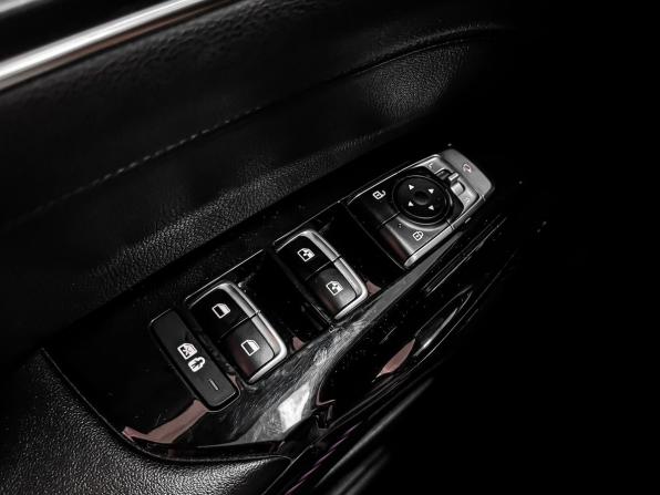 Kia K5 III с пробегом 2020 года, цена 2 529 000 рублей, 107776 км, седан, Автокод Объявления