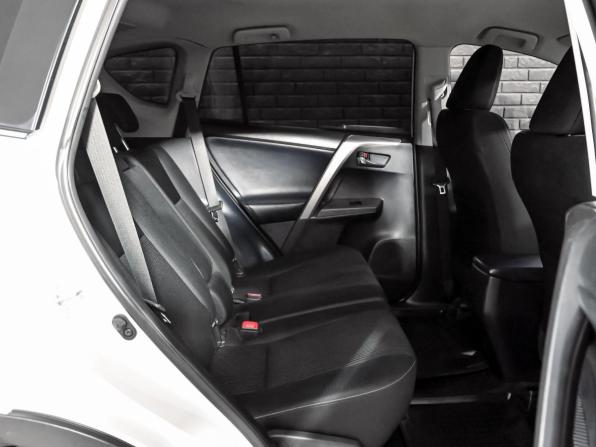 Toyota RAV4 IV (XA40) с пробегом 2015 года, цена 2 150 000 рублей, 116976 км, внедорожник, Автокод Объявления