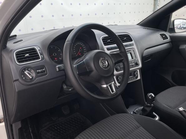 Volkswagen Polo V с пробегом 2013 года, цена 815 000 рублей, 179133 км, седан, Автокод Объявления