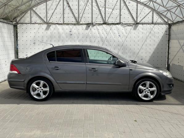 Opel Astra H Рестайлинг с пробегом 2011 года, цена 520 000 рублей, 181403 км, седан, Автокод Объявления