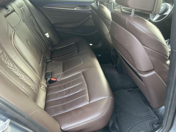 BMW 5 серии VII (G30/G31/G38) с пробегом 2019 года, цена 4 599 000 рублей, 93739 км, седан, Автокод Объявления