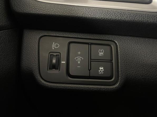 Hyundai Solaris II с пробегом 2018 года, цена 1 449 000 рублей, 93980 км, седан, Автокод Объявления