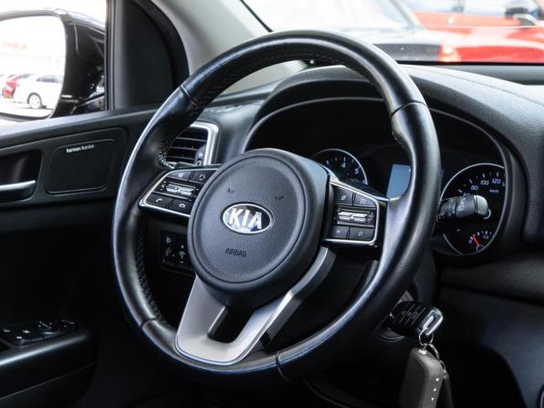 Kia Sportage IV Рестайлинг с пробегом 2019 года, цена 2 200 000 рублей, 131504 км, внедорожник, Автокод Объявления