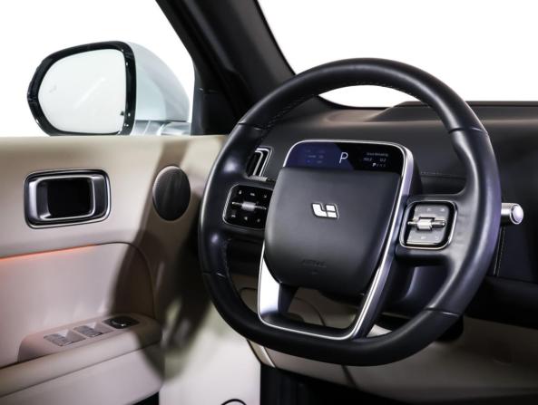 Li Auto (Lixiang) L7 I с пробегом 2023 года, цена 5 690 000 рублей, 29257 км, внедорожник, Автокод Объявления