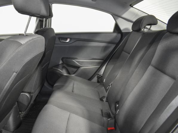 Hyundai Solaris II Рестайлинг с пробегом 2021 года, цена 1 775 000 рублей, 39999 км, седан, Автокод Объявления