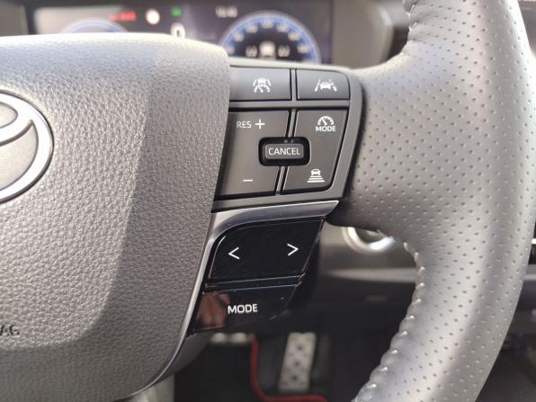 Toyota Camry IX (XV80) China Market с пробегом 2025 года, цена 4 100 000 рублей, 24 км, седан, Автокод Объявления