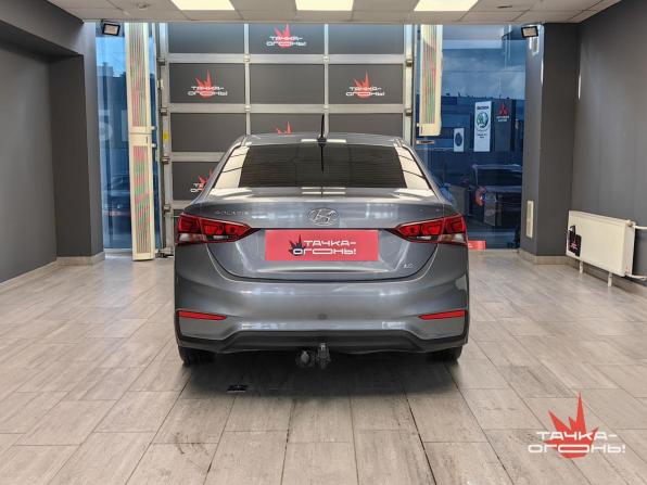 Hyundai Solaris II с пробегом 2018 года, цена 1 078 000 рублей, 166000 км, седан, Автокод Объявления