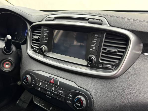 Kia Sorento III Prime с пробегом 2015 года, цена 2 399 900 рублей, 140000 км, внедорожник, Автокод Объявления