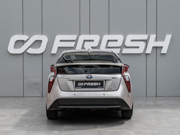 Toyota Prius IV (XW50) с пробегом 2016 года, цена 1 535 000 рублей, 153495 км, лифтбек, Автокод Объявления