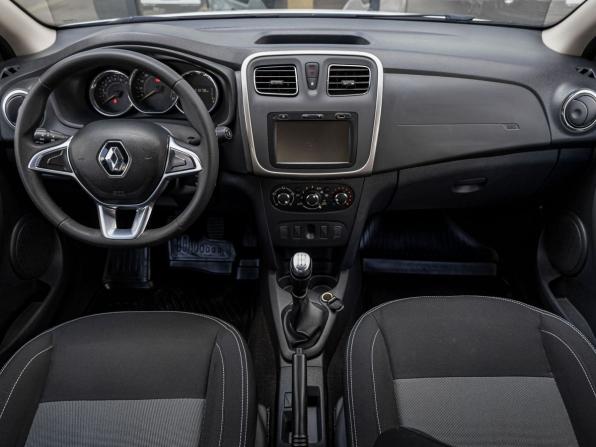 Renault Sandero II Рестайлинг с пробегом 2022 года, цена 1 428 820 рублей, 31100 км, хэтчбек, Автокод Объявления