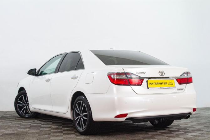 Toyota Camry VII (XV50) Рестайлинг 2 с пробегом 2017 года, цена 2 399 000 рублей, 218000 км, седан, Автокод Объявления