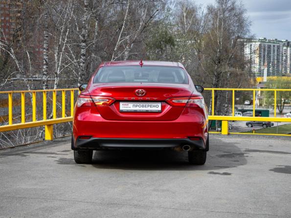 Toyota Camry VIII (XV70) Рестайлинг с пробегом 2021 года, цена 3 200 000 рублей, 56634 км, седан, Автокод Объявления