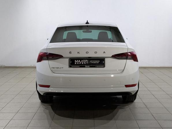 Skoda Octavia IV (A8) с пробегом 2020 года, цена 2 050 000 рублей, 102374 км, лифтбек, Автокод Объявления