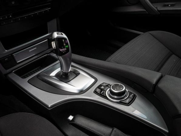 BMW 5 серии V (E60/E61) Рестайлинг с пробегом 2009 года, цена 949 000 рублей, 286419 км, седан, Автокод Объявления