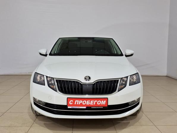Skoda Octavia III (A7) Рестайлинг с пробегом 2017 года, цена 1 600 000 рублей, 71300 км, лифтбек, Автокод Объявления