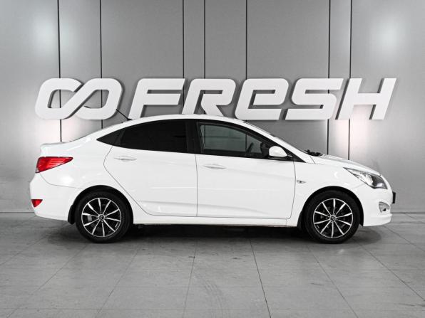 Hyundai Solaris I Рестайлинг с пробегом 2016 года, цена 1 060 000 рублей, 123230 км, седан, Автокод Объявления
