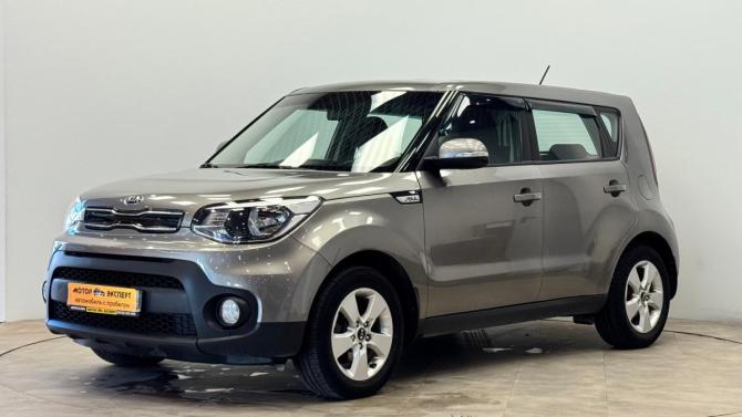 Kia Soul II Рестайлинг с пробегом 2018 года, цена 1 450 000 рублей, 75991 км, хэтчбек, Автокод Объявления