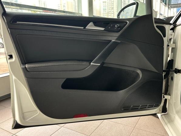 Volkswagen Golf VII с пробегом 2013 года, цена 1 200 000 рублей, 178808 км, хэтчбек, Автокод Объявления