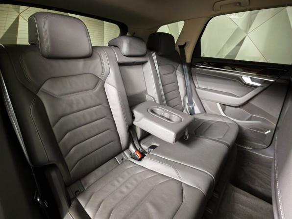 Volkswagen Touareg III с пробегом 2020 года, цена 4 900 000 рублей, 83586 км, внедорожник, Автокод Объявления