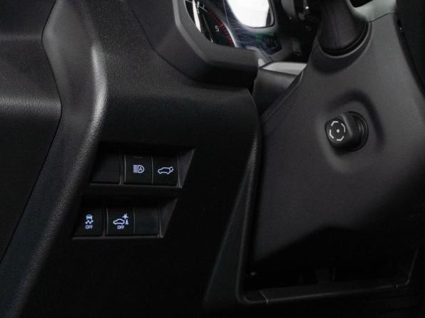Toyota Land Cruiser 300 Series с пробегом 2021 года, цена 11 239 000 рублей, 48039 км, внедорожник, Автокод Объявления