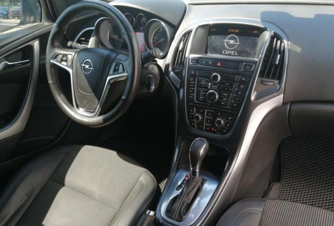 Opel Astra J Рестайлинг с пробегом 2012 года, цена 510 000 рублей, 148739 км, универсал, Автокод Объявления
