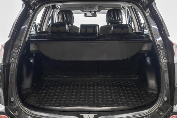 Toyota RAV4 IV (XA40) Рестайлинг с пробегом 2016 года, цена 2 499 000 рублей, 189700 км, внедорожник, Автокод Объявления