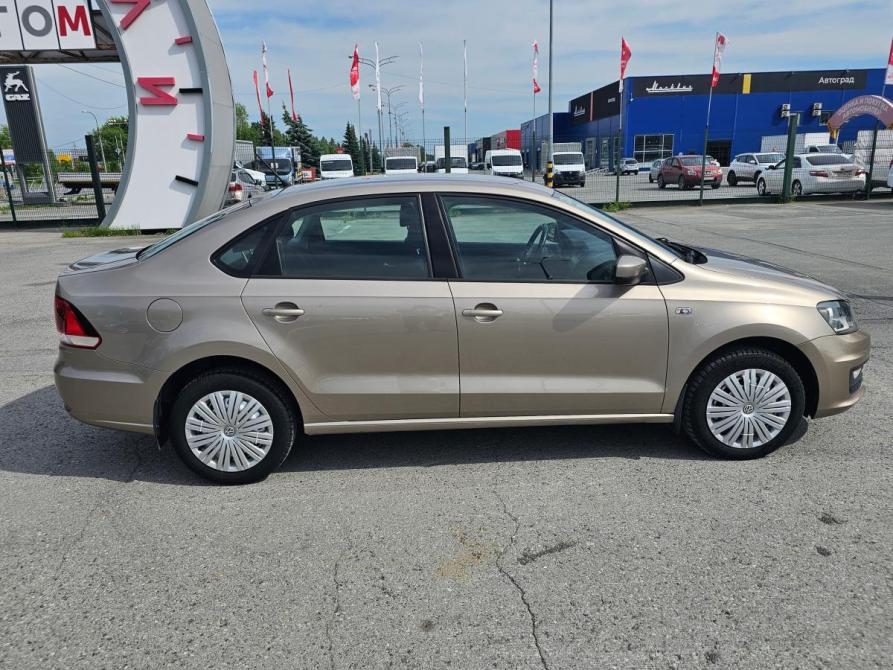 Volkswagen Polo V Рестайлинг Тюмень  - изображение 8