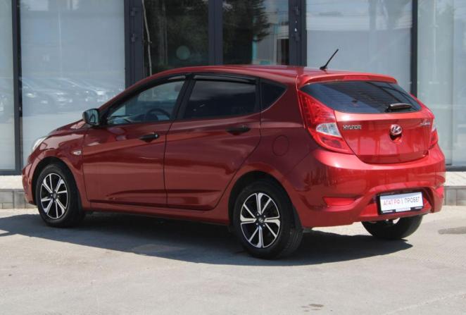 Hyundai Solaris I с пробегом 2013 года, цена 915 000 рублей, 109213 км, хэтчбек, Автокод Объявления