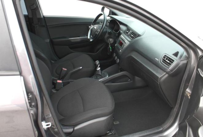 Kia Rio III Рестайлинг с пробегом 2016 года, цена 1 015 000 рублей, 95315 км, хэтчбек, Автокод Объявления