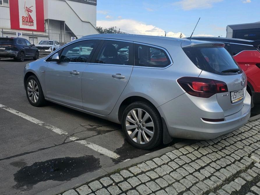 Opel Astra J Москва  - изображение 8
