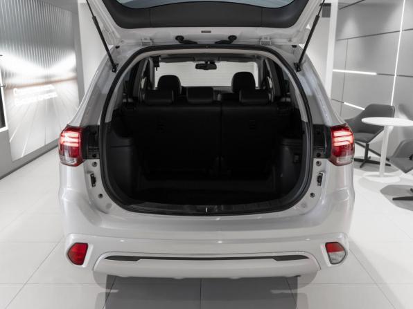 Mitsubishi Outlander III Рестайлинг 3 с пробегом 2022 года, цена 2 650 000 рублей, 11399 км, внедорожник, Автокод Объявления