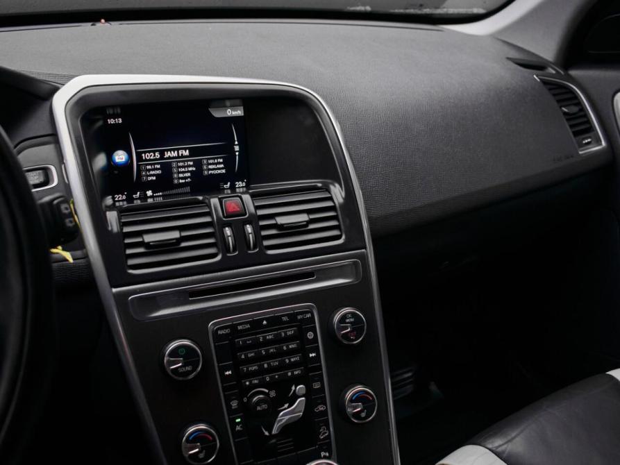 Volvo XC60 I Рестайлинг Екатеринбург  - изображение 16