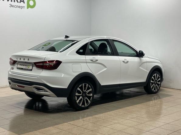 Lada (ВАЗ) Vesta I Рестайлинг (NG) с пробегом 2024 года, цена 1 399 000 рублей, 23500 км, седан, Автокод Объявления