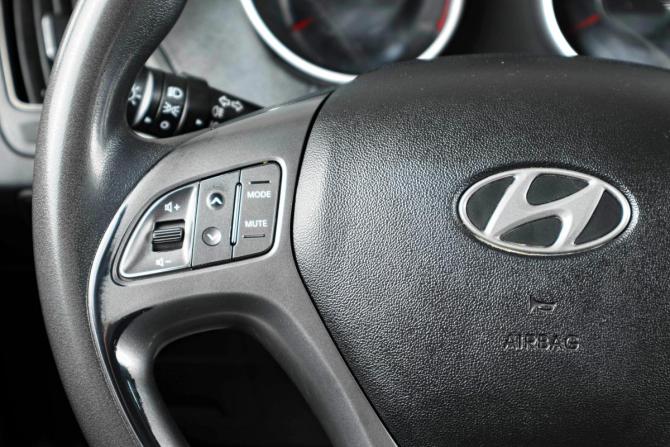 Hyundai ix35 I Рестайлинг с пробегом 2014 года, цена 1 059 000 рублей, 186000 км, внедорожник, Автокод Объявления