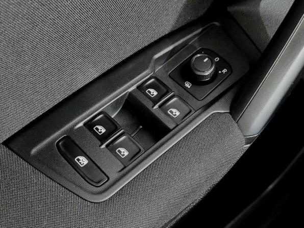 Volkswagen Tiguan II с пробегом 2018 года, цена 2 030 000 рублей, 163151 км, внедорожник, Автокод Объявления