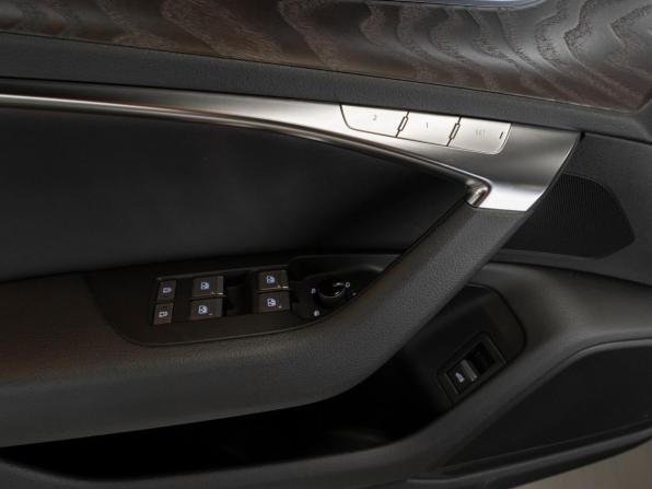 Audi A6 V (C8) с пробегом 2021 года, цена 3 680 000 рублей, 92719 км, седан, Автокод Объявления