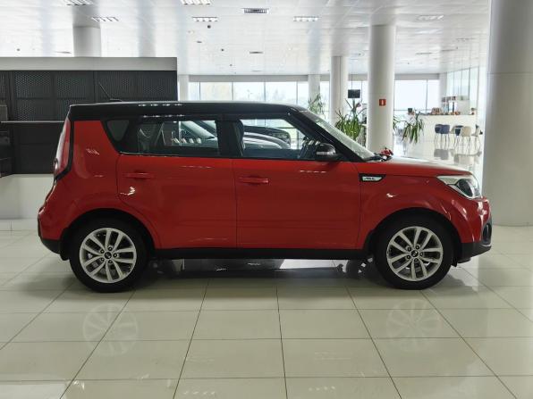 Kia Soul II Рестайлинг с пробегом 2018 года, цена 1 349 000 рублей, 108030 км, хэтчбек, Автокод Объявления