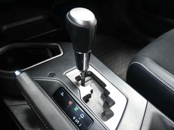 Toyota RAV4 IV (XA40) Рестайлинг с пробегом 2017 года, цена 2 469 900 рублей, 182000 км, внедорожник, Автокод Объявления