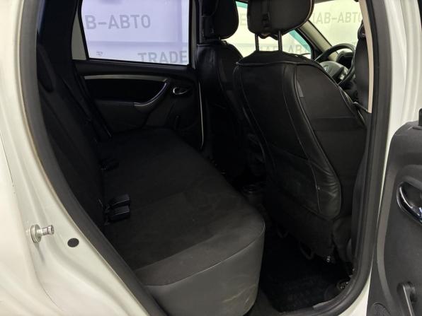 Renault Duster I Рестайлинг с пробегом 2015 года, цена 999 900 рублей, 207000 км, внедорожник, Автокод Объявления