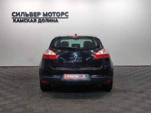 Renault Megane III Рестайлинг с пробегом 2013 года, цена 690 000 рублей, 174679 км, хэтчбек, Автокод Объявления