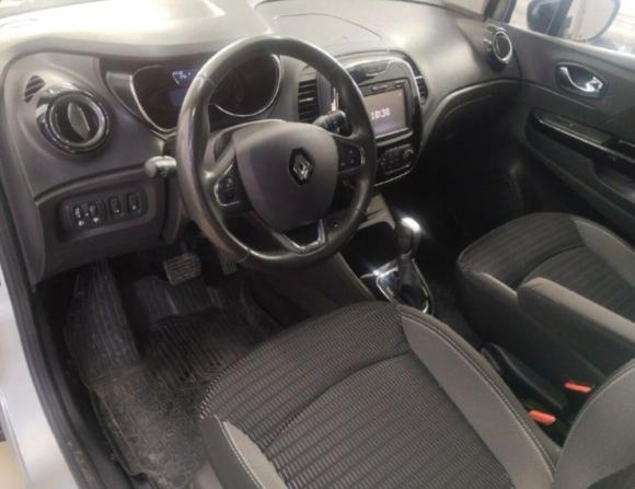 Renault Kaptur I с пробегом 2018 года, цена 1 322 800 рублей, 147130 км, внедорожник, Автокод Объявления