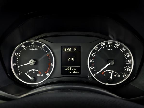 Skoda Octavia II (A5) Рестайлинг с пробегом 2011 года, цена 1 160 000 рублей, 107050 км, лифтбек, Автокод Объявления